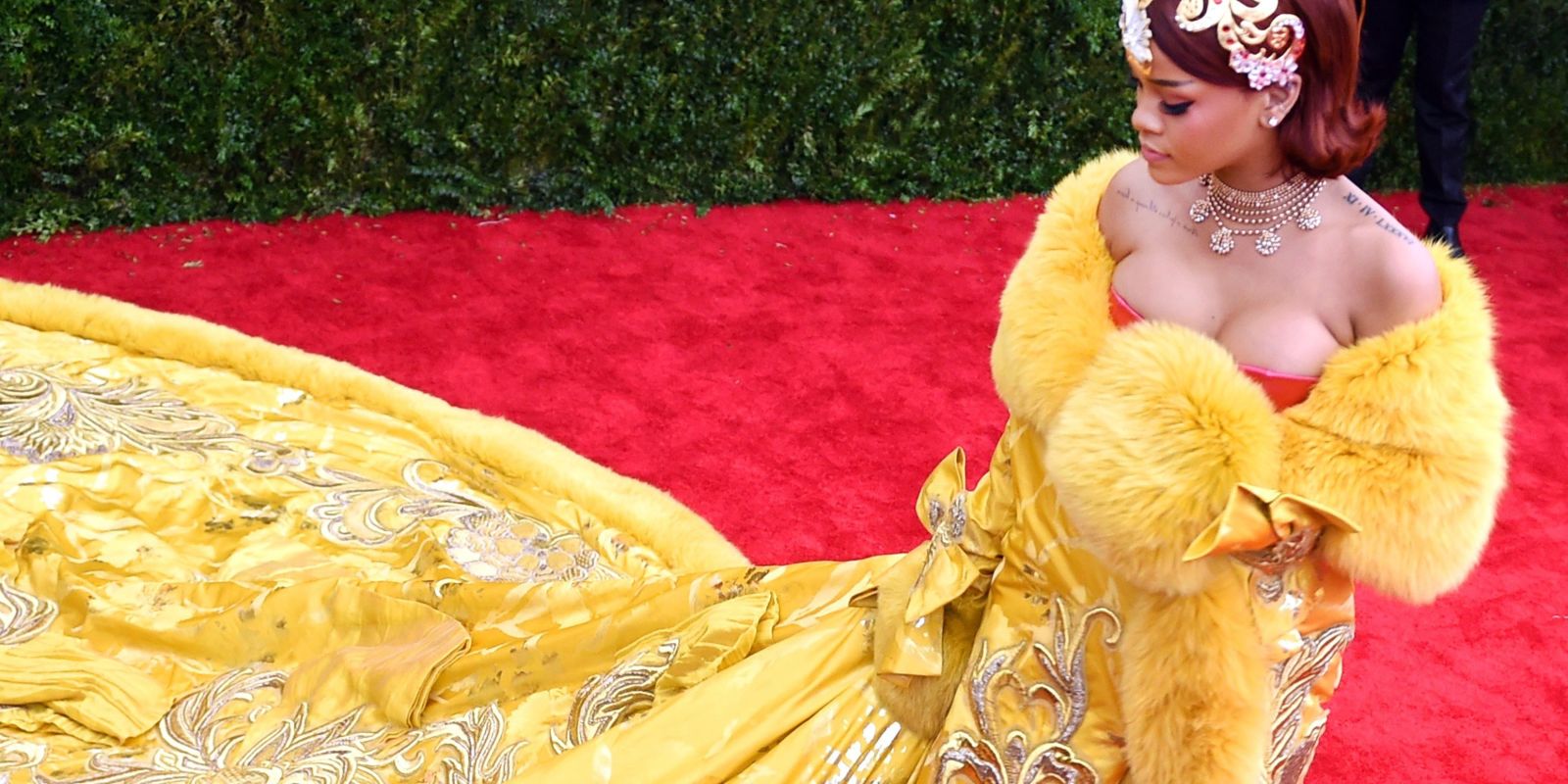 celebrities wearing guo pei