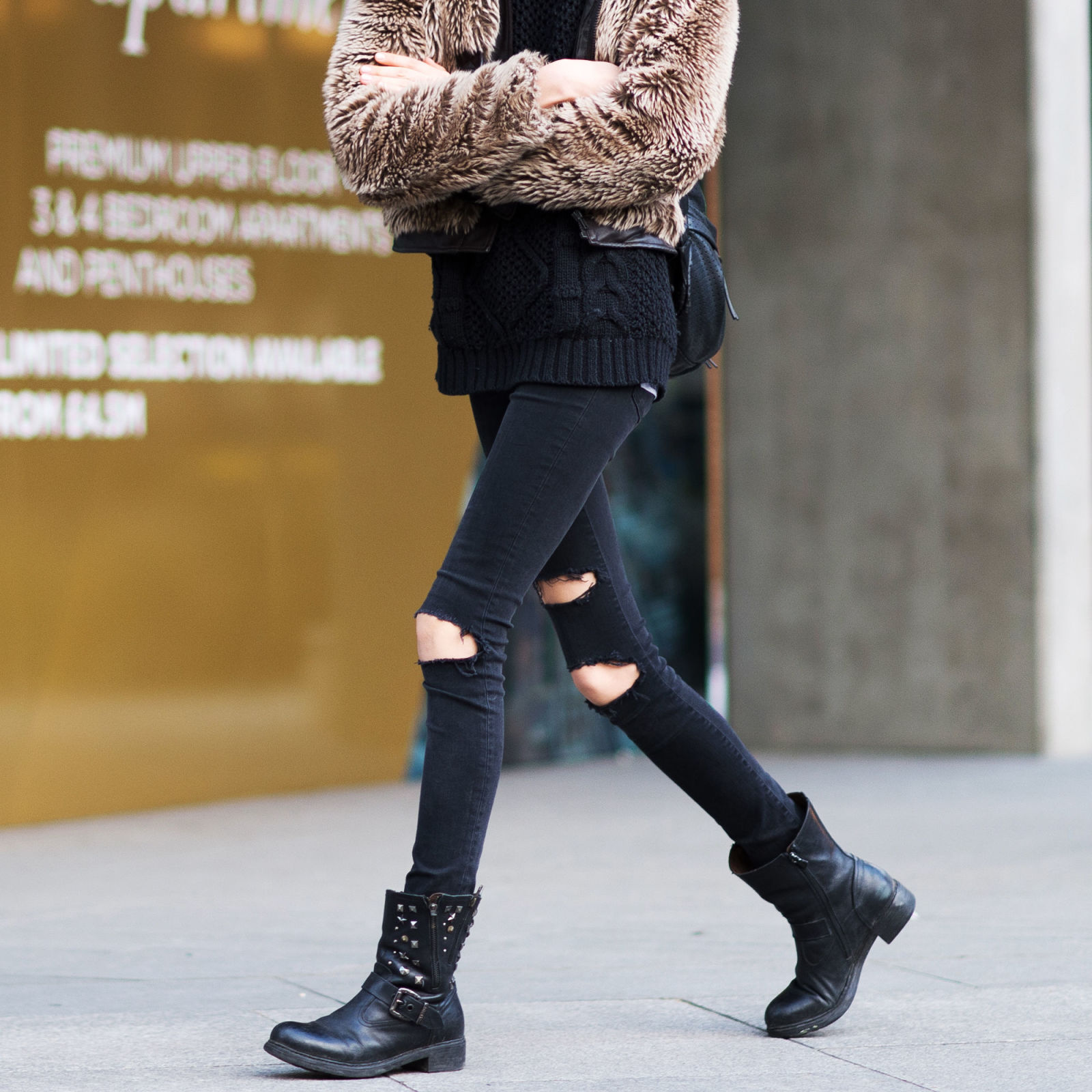 Best Black Jeans According to ELLE Editors - Flared and Skinny 