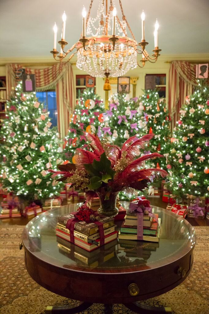 White house holiday decoration photos carolina herrera, opening ...