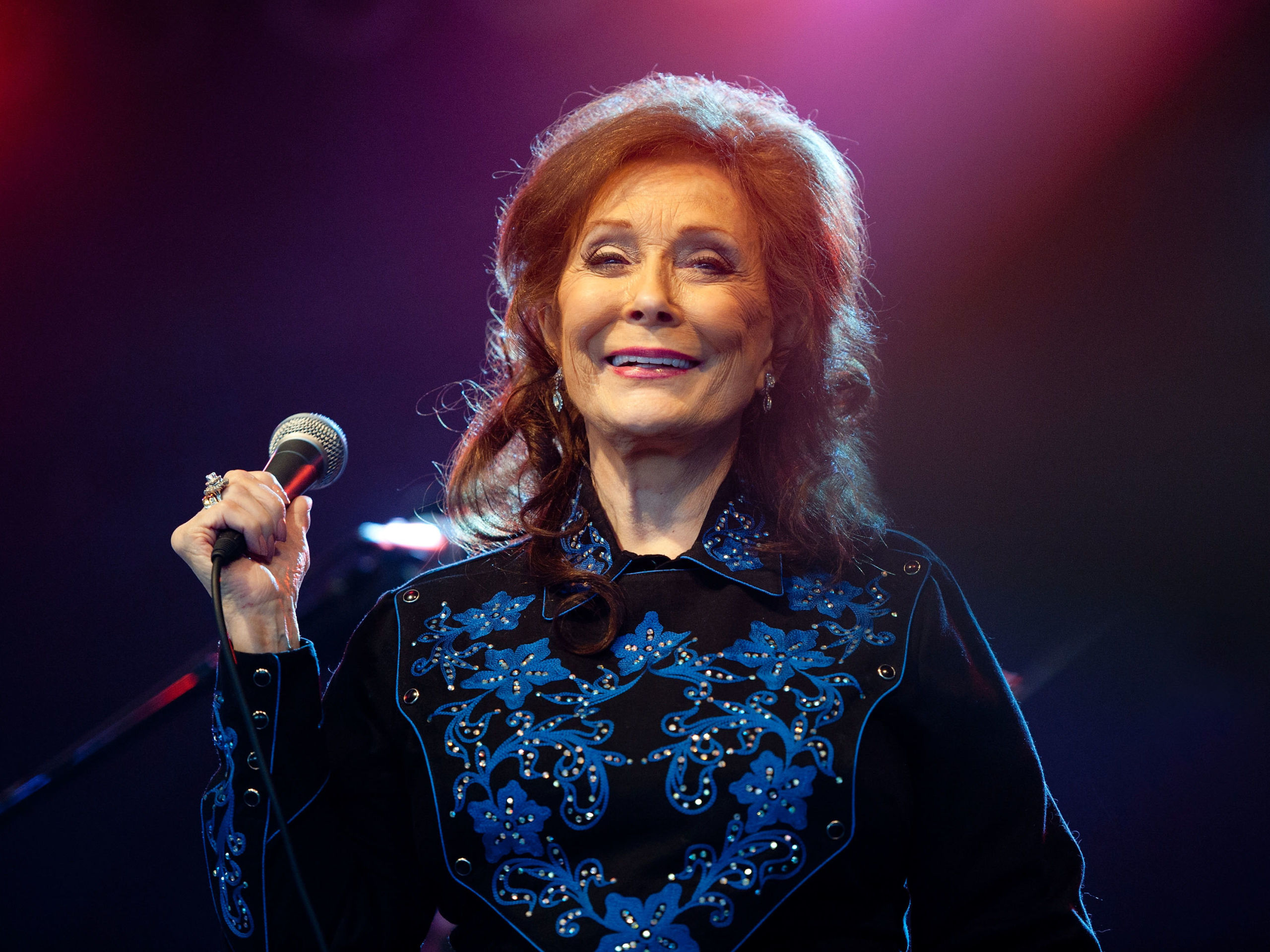 Loretta Lynn Full Circle Interview - Loretta Lynn on Longevity