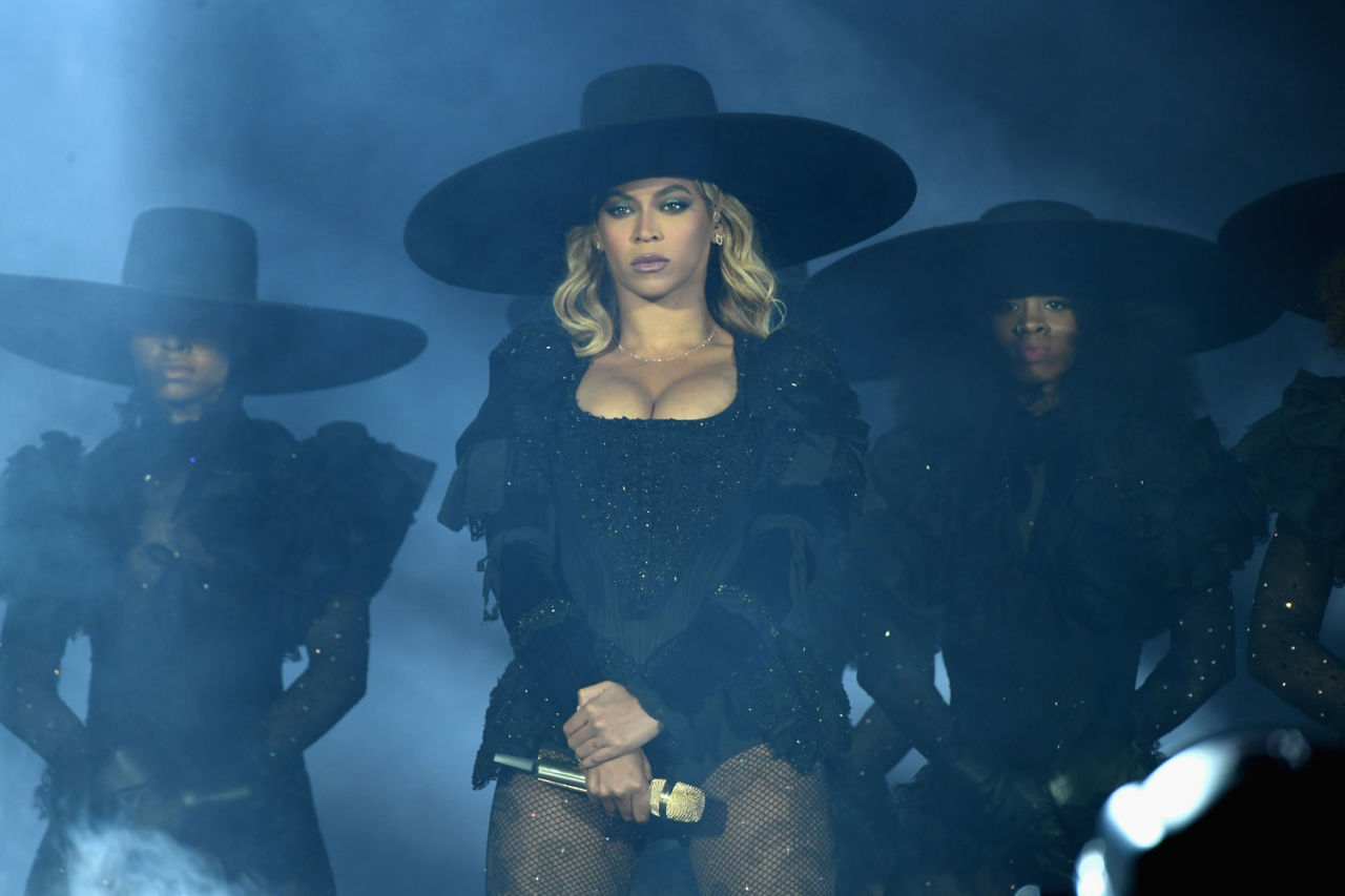 beyonce black dress and hat How Beyoncé's Formation World Tour Hats Came to Be Plus Size Mother of Spring Dress Color:Florencia Floral