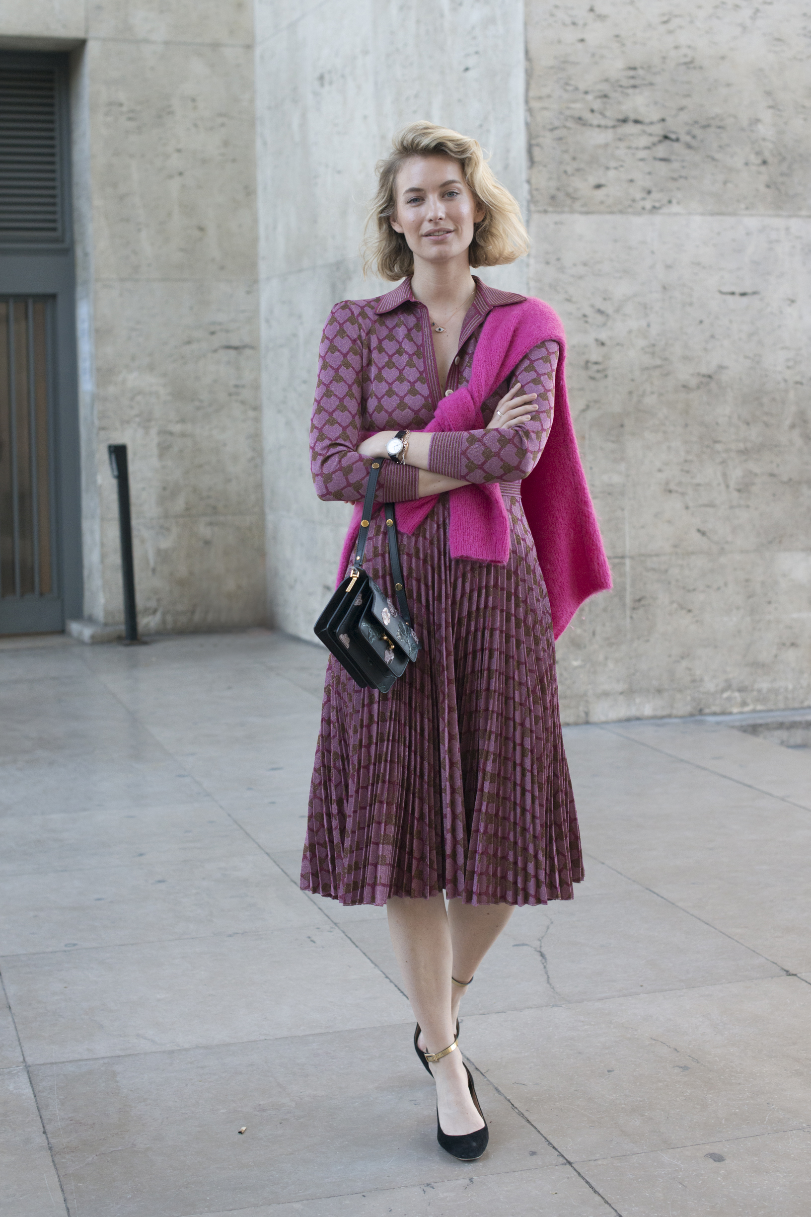 How To Dress For Work In A Heatwave