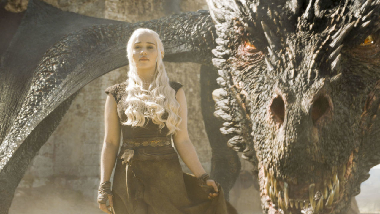 Emilia Clarke Riding 'Game of Thrones' Pre-CGI Dragon - Game of Thrones  Special Effects Video, image size:1280x720