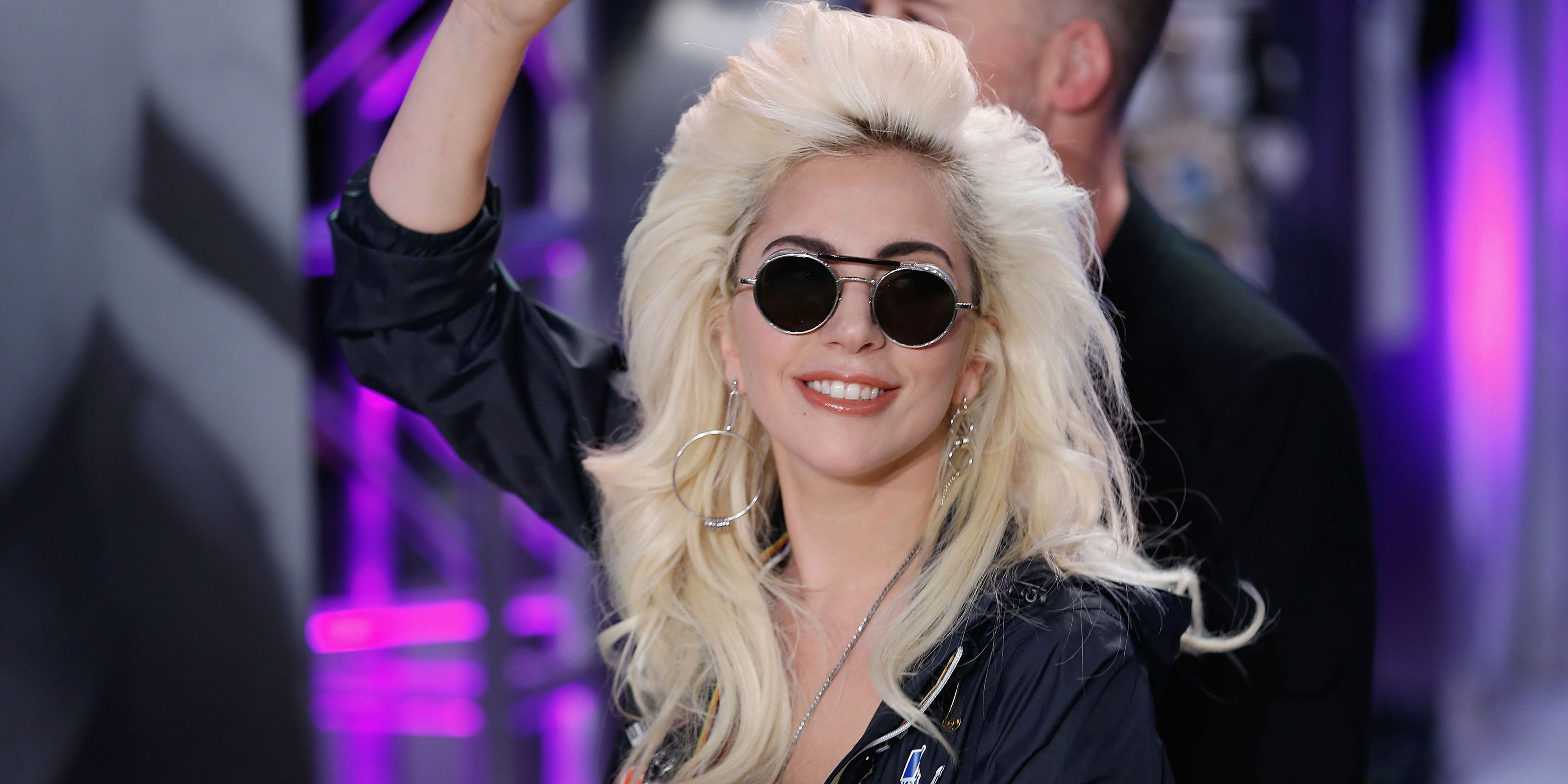 Listen to Lady Gaga display picture 1