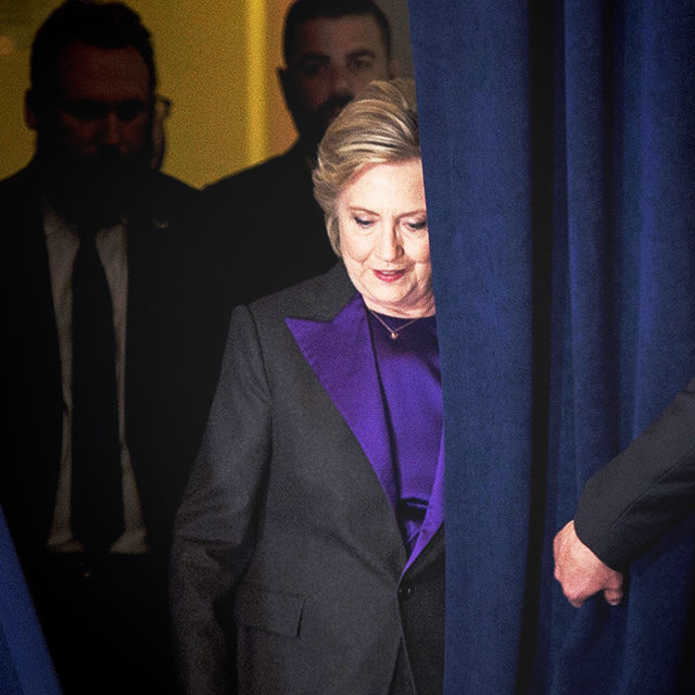 hillary clinton purple dress Hillary Clinton goes from pantsuit to party fabulous New York Daily News