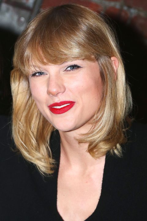 Dark Blonde Hair Colors 12 Shades That Make You Want Barring Swifts Fleeting Platinum Phase The Singer Usually Keeps To Her Natural Dark Blonde