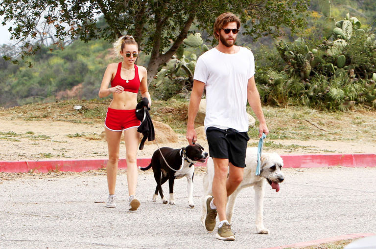 Miley Cyrus dan Liam Hemsworth
