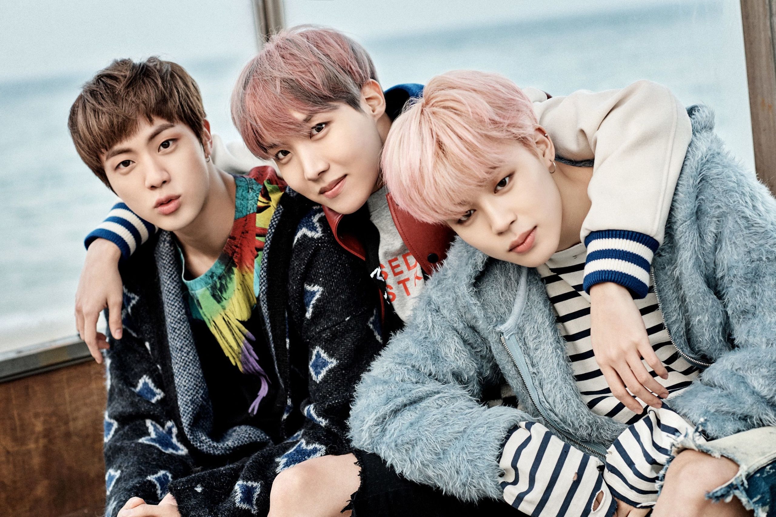 gallery-1495555979-jin-j-hope-