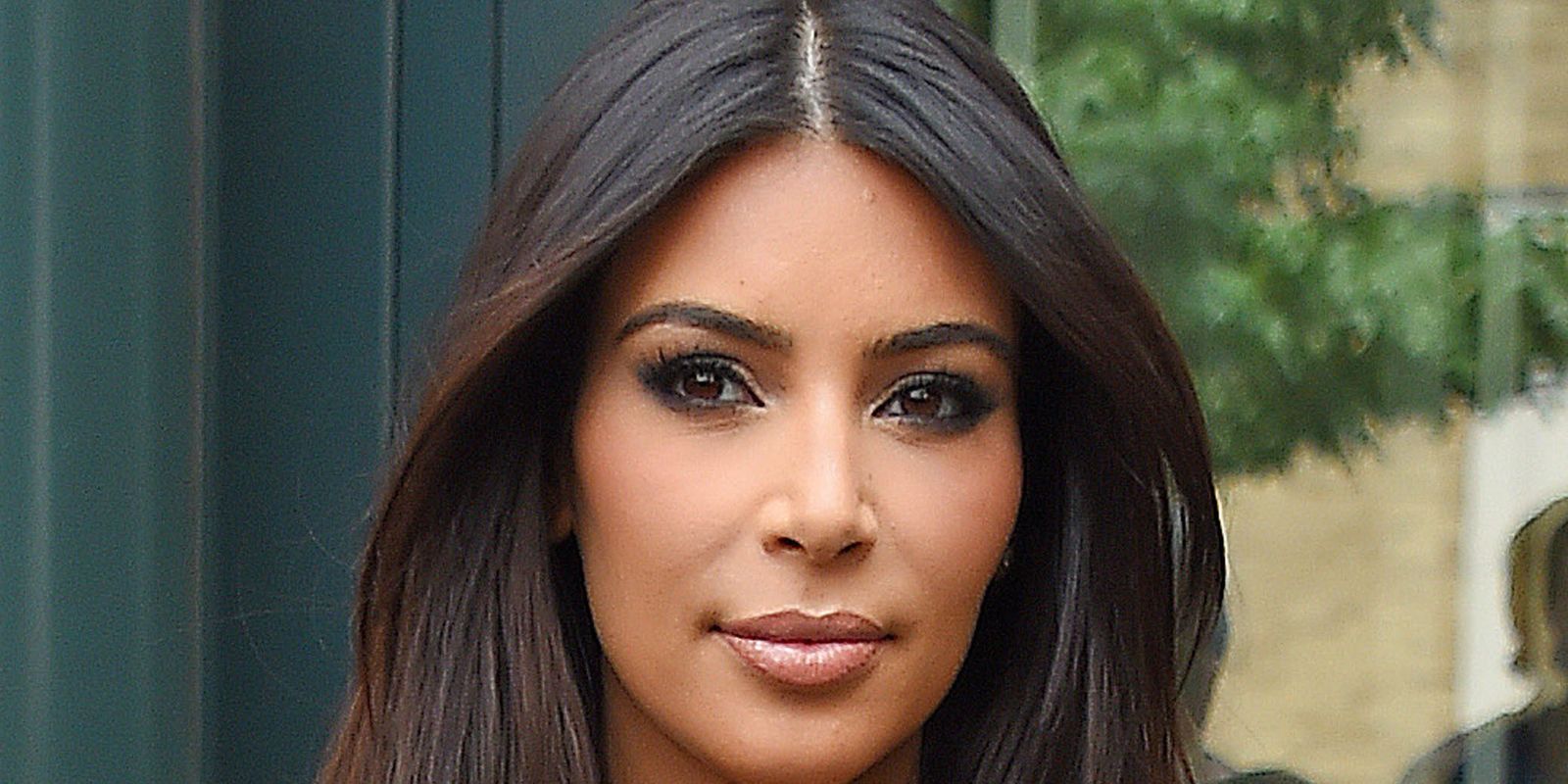 Here Is Kim Kardashian With Bleached Eyebrows