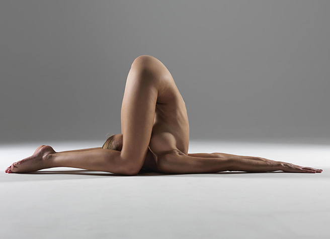 54a75cec8ea77_-_luba-naked-4.jpg
