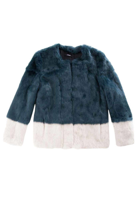 28 Ways To Rock The Fur Coat Trend The Best Fur At Nyfw Was Last Modified February 17th 2017 By Krismkoch