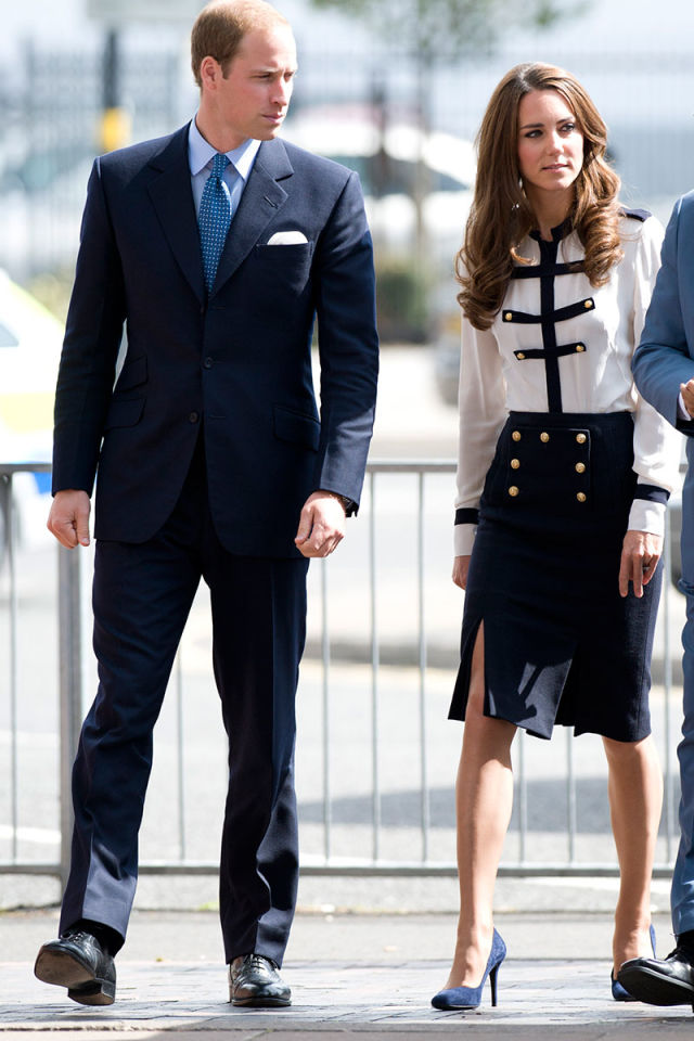 Kate Middleton’s Mini Skirt - The Queen Objects to the Length of Kate’s
