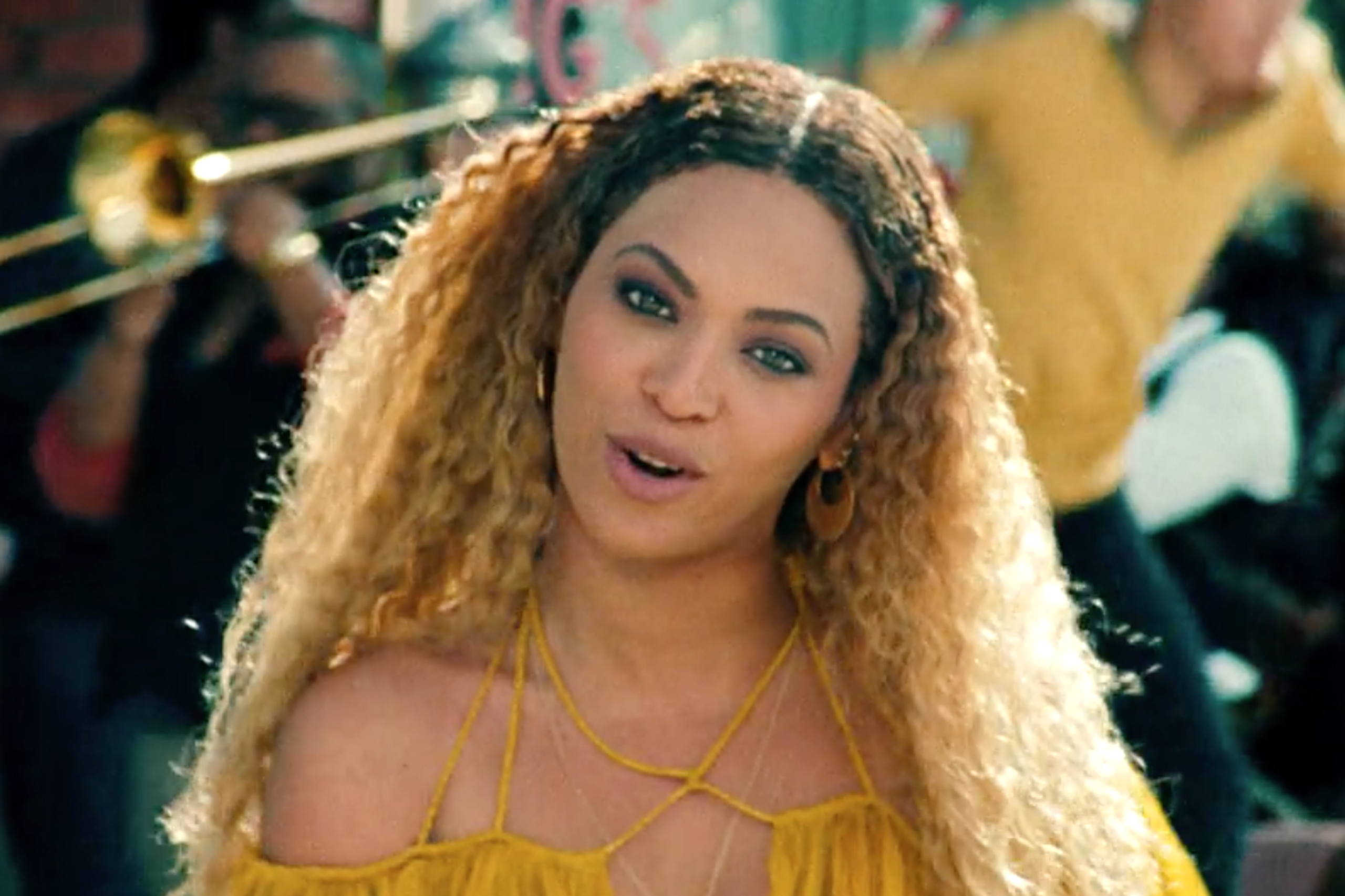 Beyonce Side Part Hairstyle Beyonce's Hairstyles| [site:name]