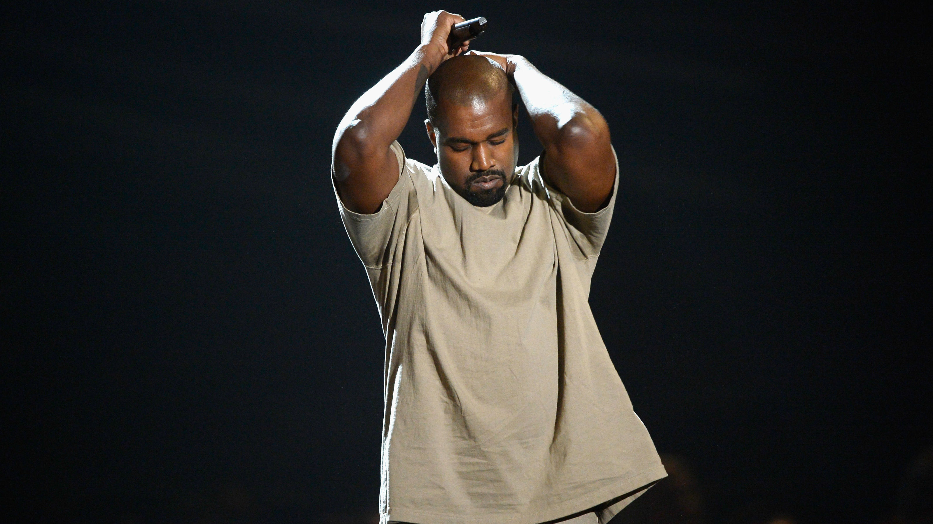Kanye West Called Out Beyoncé in Concert - Kanye West Rants in Concert
